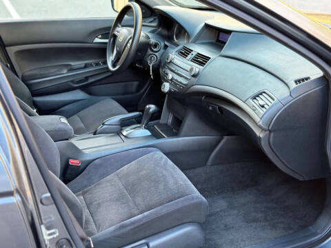 2010 Honda Accord LX-P