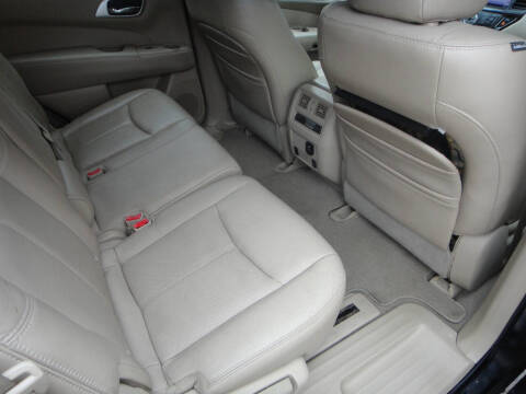 2013 Nissan Pathfinder Platinum