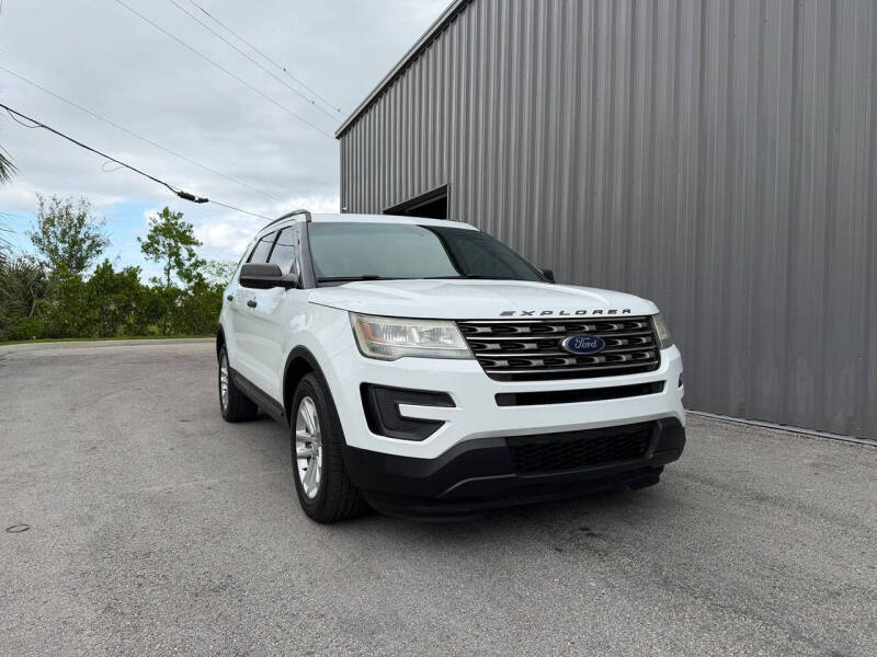 2016 Ford Explorer