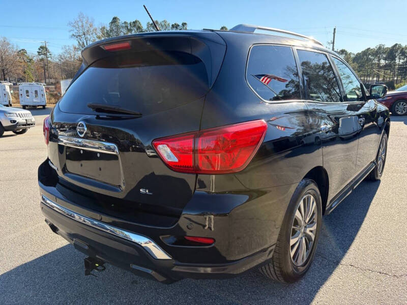 2018 Nissan Pathfinder SL