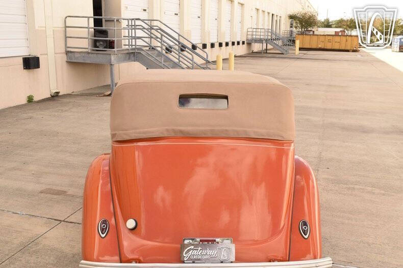1935 Ford Phaeton
