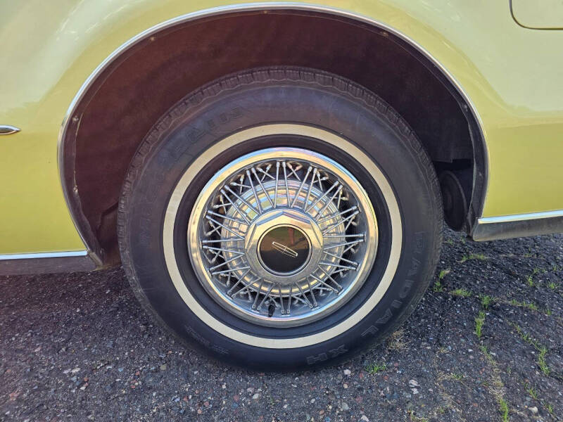 1975 Lincoln Mark IV
