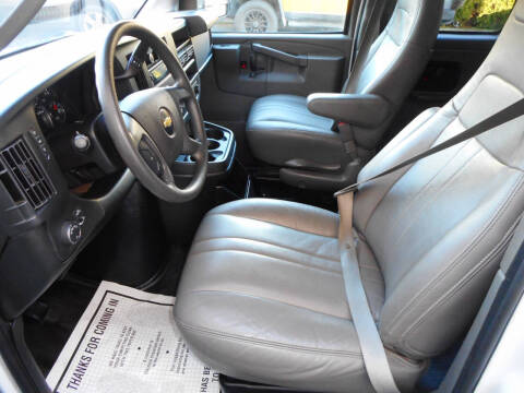 2017 Chevrolet Express LS 2500