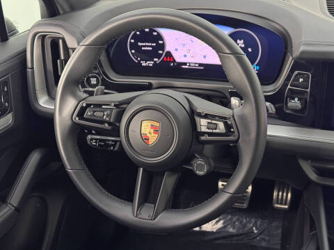 2025 Porsche Cayenne S