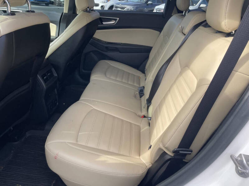 2019 Ford Edge SEL