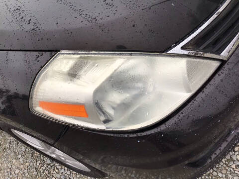 2011 Nissan Versa 1.8 SL