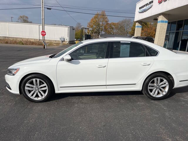 2017 Volkswagen Passat V6 SEL Premium