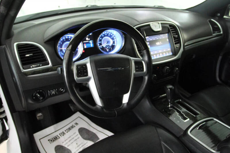 2014 Chrysler 300 C