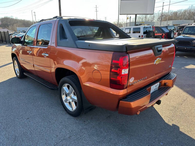 2008 Chevrolet Avalanche LS