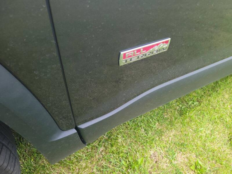 2017 GMC Acadia SLE-2