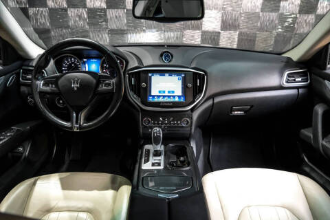 2016 Maserati Ghibli