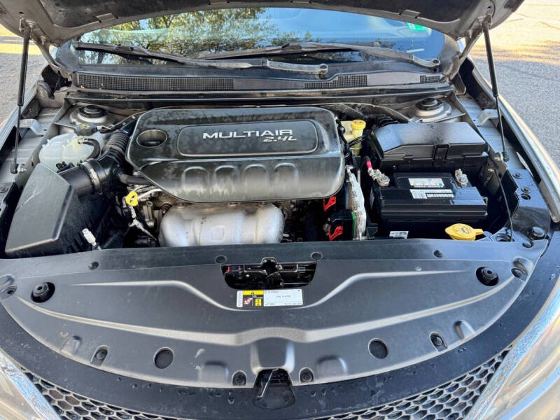 2015 Chrysler 200 C