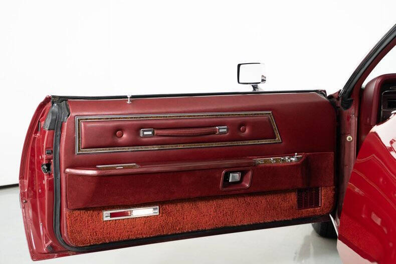 1975 Ford Thunderbird