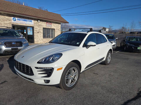 2015 Porsche Macan S