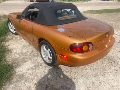 2000 Mazda MX-5 Miata
