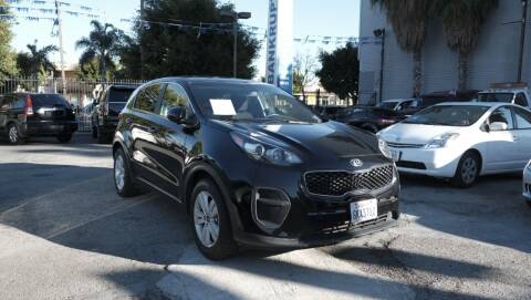 2019 Kia Sportage for sale at In-House Auto Finance in Hawthorne CA