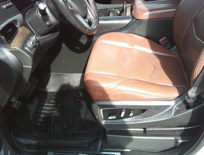 2017 Cadillac Escalade ESV Luxury