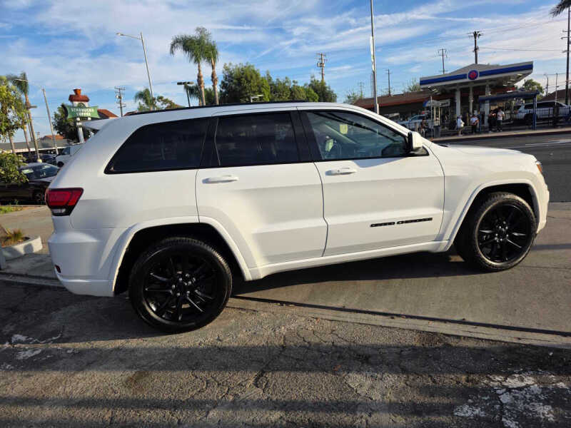 2018 Jeep Grand Cherokee Altitude