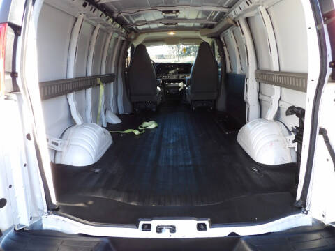 2017 Chevrolet Express 2500