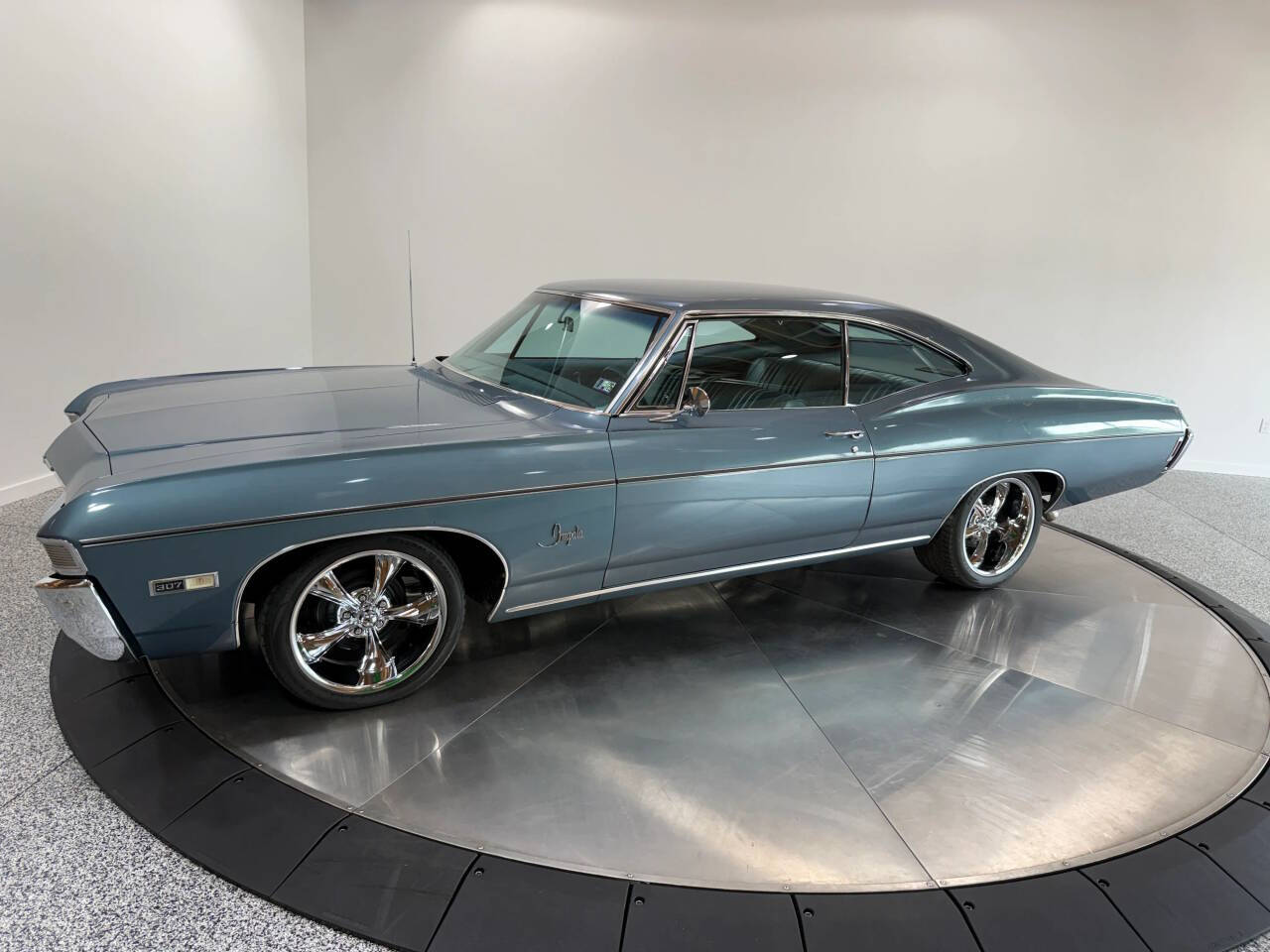 1968 Chevrolet Impala Fastback 6