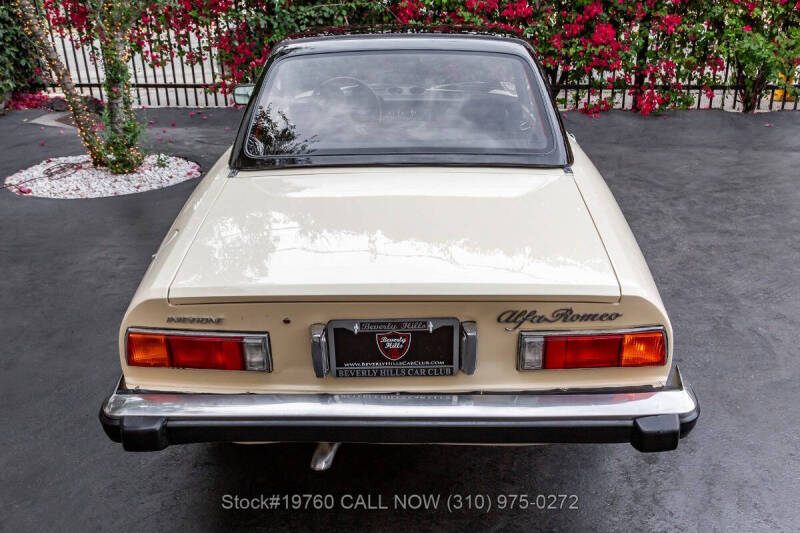 1974 Alfa Romeo Spider Veloce 2000