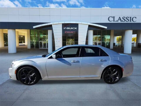 2023 Chrysler 300 S V6