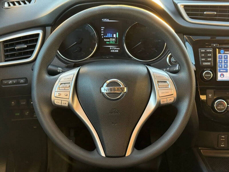 2016 Nissan Rogue SV