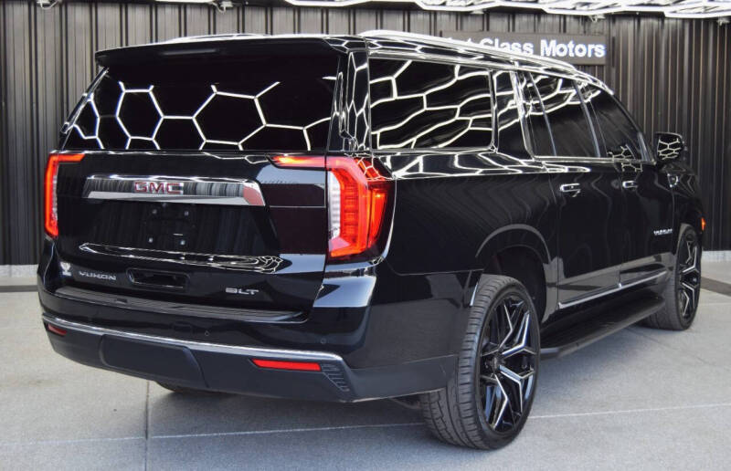 2022 GMC Yukon XL SLT