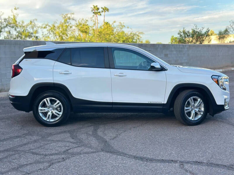 2023 GMC Terrain SLE