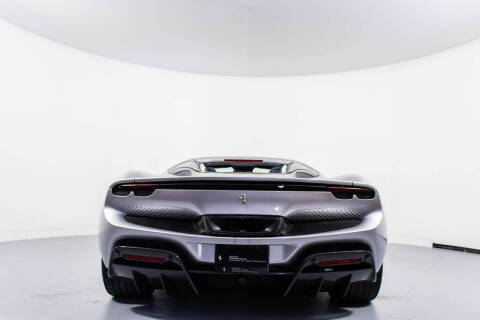 2025 Ferrari 296 GTS