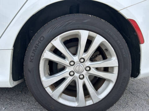 2015 Chrysler 200 Limited