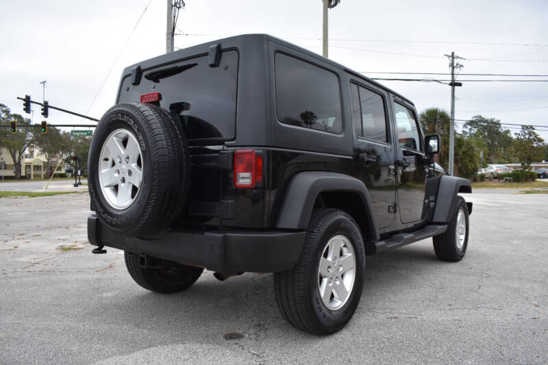 2011 Jeep Wrangler Unlimited Sport photo 3