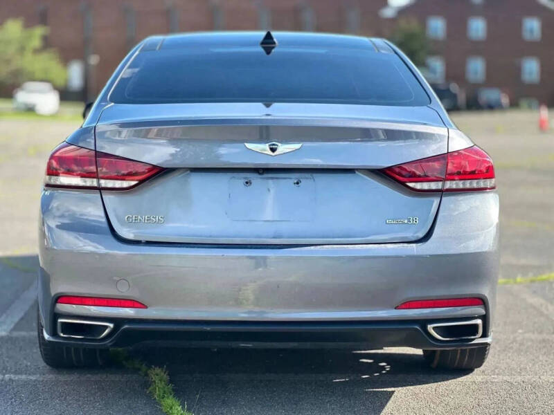 2015 Hyundai Genesis