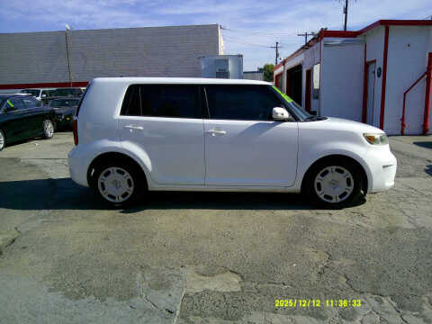 2008 Scion xB