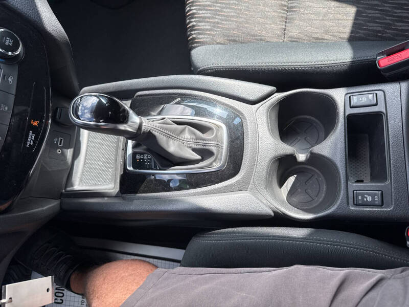 2018 Nissan Rogue S