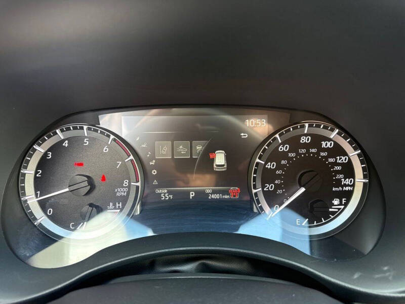 2025 Toyota Highlander LE