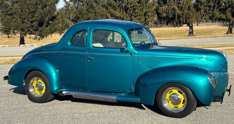 1939 Ford Deluxe