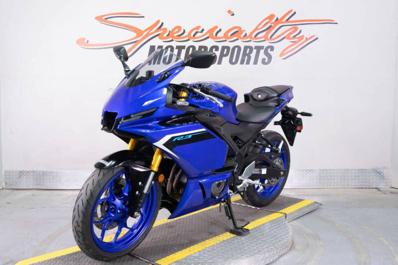 2025 Yamaha YZF-R3