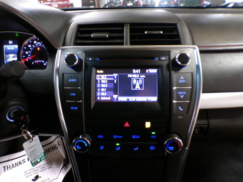 2015 Toyota Camry SE