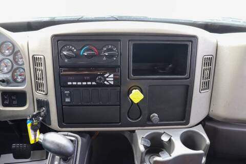2018 International DuraStar 4300