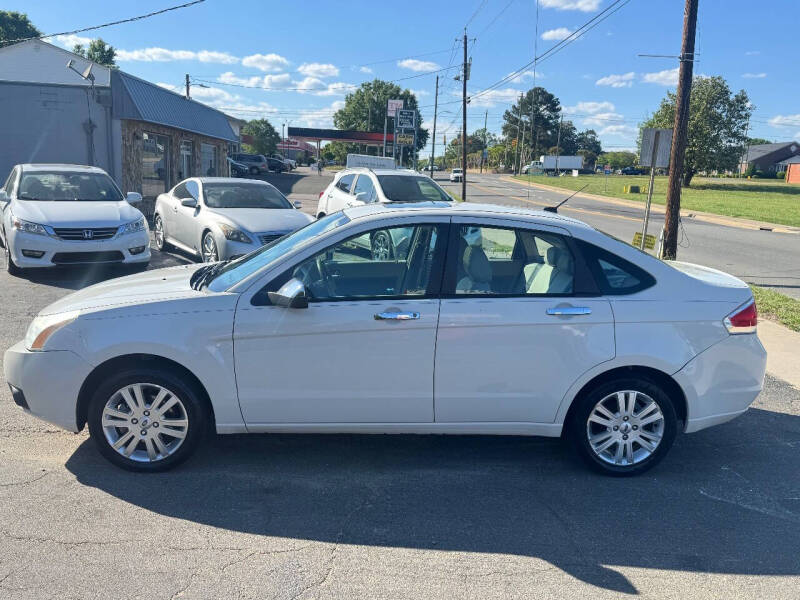 2011 Ford Focus SEL