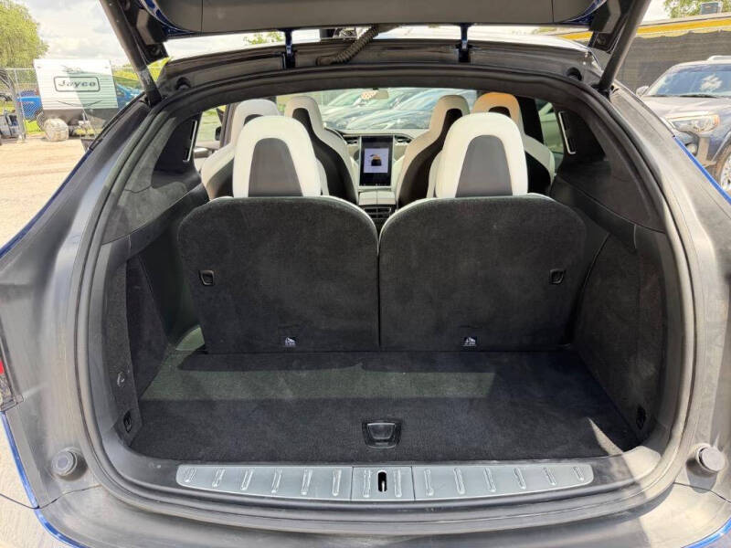 2017 Tesla Model X 75D