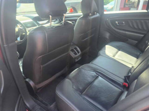 2018 Ford Taurus Limited