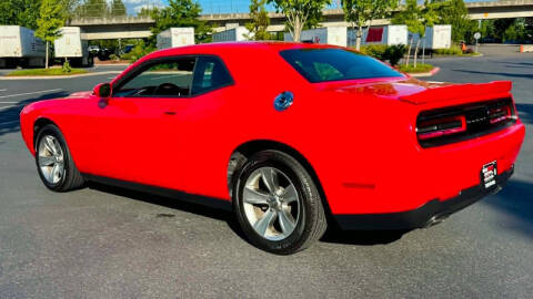 2022 Dodge Challenger SXT