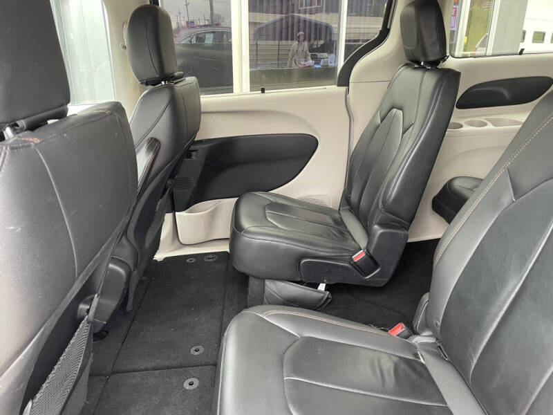 2017 Chrysler Pacifica