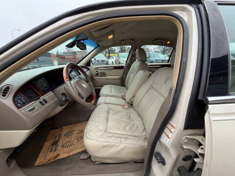 2003 Lincoln Town Car Cartier