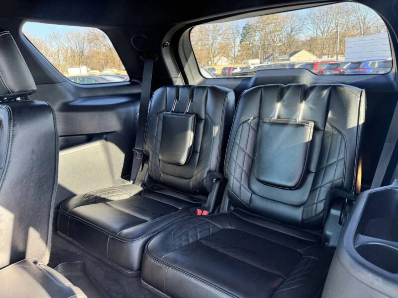 2017 Ford Explorer Platinum