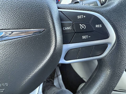 2017 Chrysler Pacifica Touring