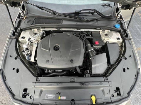 2018 Volvo S90 T5 Momentum