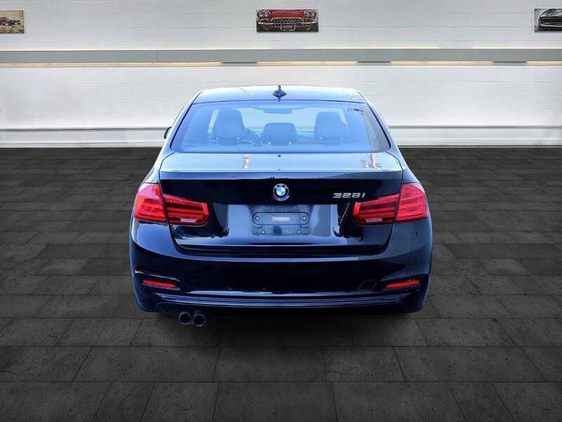 2016 BMW 3 Series 328i
